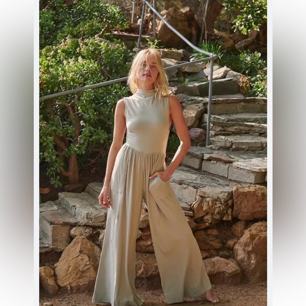 NEW FREE People Beach Dream One Piece Cut out jumpsuit cotton women size M
